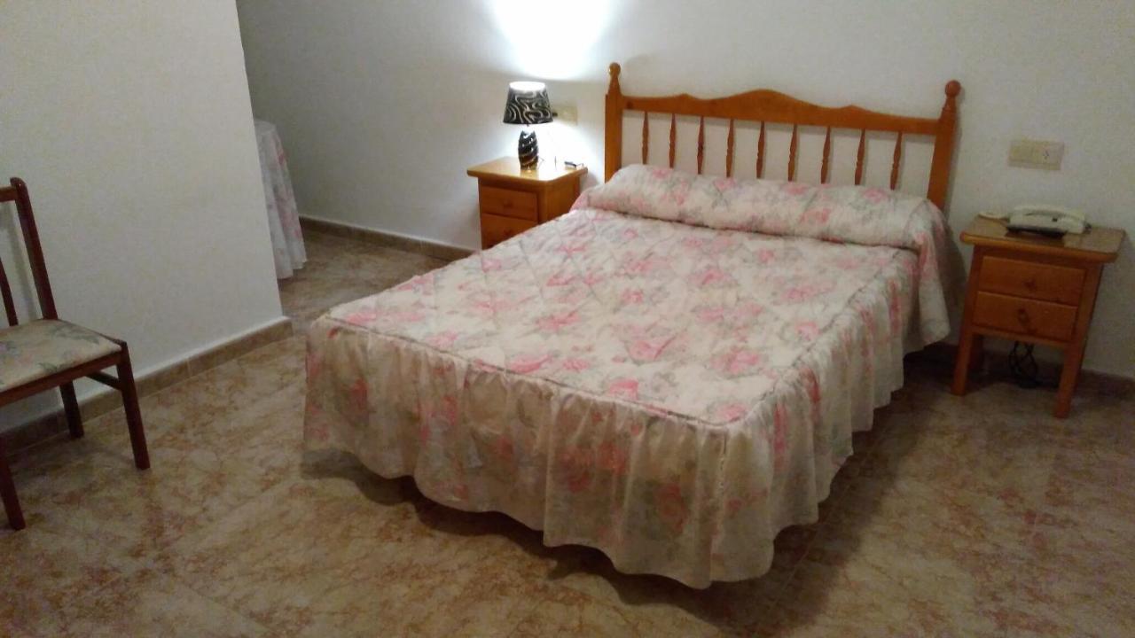 Pension- Mari Loli - Oficial Guardamar del Segura Zewnętrze zdjęcie